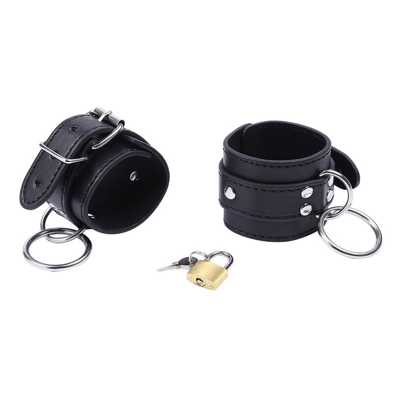 OHMAMA FETISH - O-RING RETENUES DE POIGNET VERROUILLÉES OHMAMA FETISH