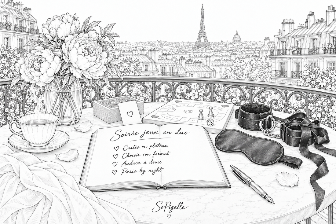 Jeux érotiques pour couple posés sur une table parisienne, tour Eiffel illuminée en arrière-plan
