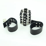 OHMAMA FETISH - CAGE  PÉNIS AVEC ANNEAUX MÉTALLIQUES ET SANGLE EN CUIR OHMAMA FETISH