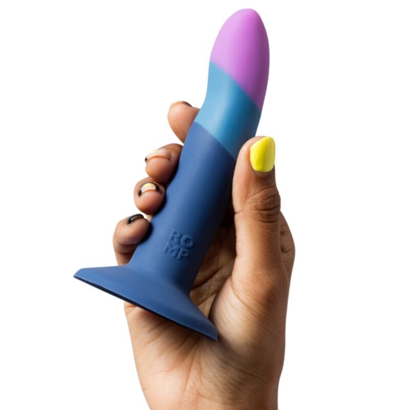 ROMP - PICCOLO GODEMICHET EN SILICONE AVEC VENTOUSE TRICOLORE 14 CM ROMP
