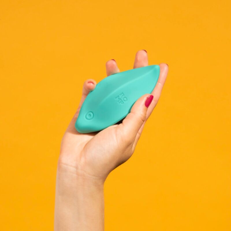 ROMP - VIBRATEUR WAVE STIMULATEUR CLITORIAL FORME ERGONOMIQUE VERT D'EAU ROMP