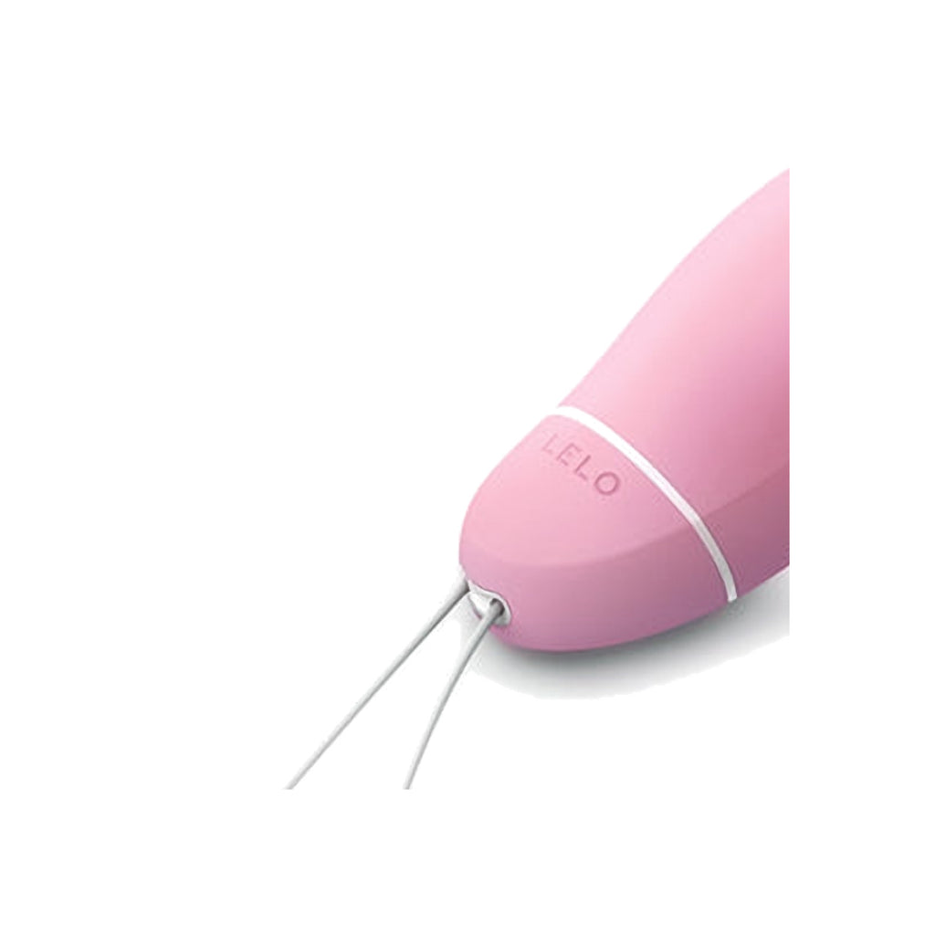 LELO LUNA SMART BEAD - Boule de Kegel connectée - Rose - détail produit 1 sur fond blanc